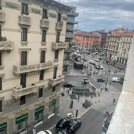 L'arche Argentina - The Window On The Shopping Street * Milan