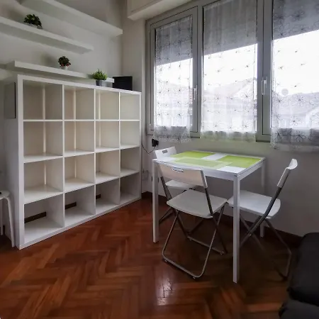Apartment L'arche Argentina - The Window On The Shopping Street
